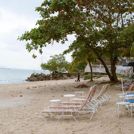 17 Jazz Sweet Beachfront Resort Tanjung Bungah  Exteriör bild
