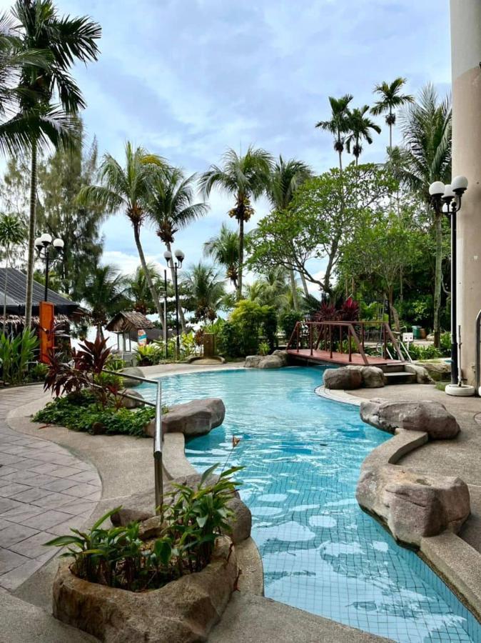 17 Jazz Sweet Beachfront Resort Tanjung Bungah  Exteriör bild