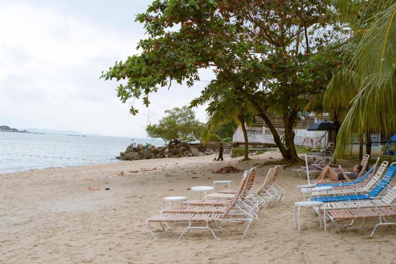 17 Jazz Sweet Beachfront Resort Tanjung Bungah  Exteriör bild